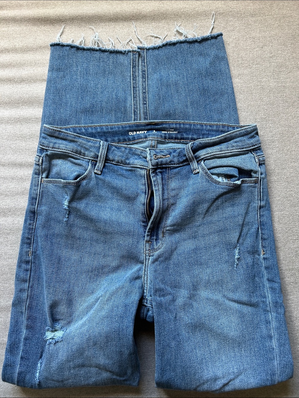 Old Navy Women's Medium Blue High-Rise Distressed Jeans